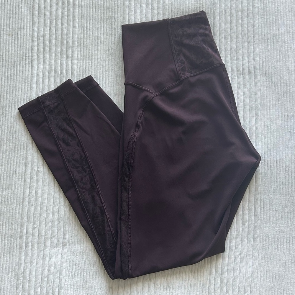 lululemon: Tights with Mesh/Lace Floral Detail (Size 10)